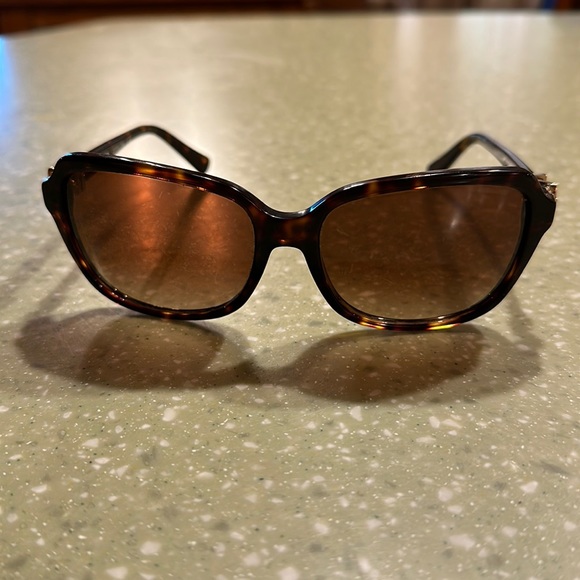 Coach sunglasses HC 8179 - Picture 2 of 7